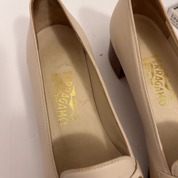 Salvatore Ferragamo HorseBit Loafers – Beige Leather w/ Gold Hardware - Picture 5 of 7